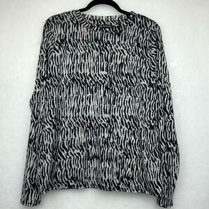 INC Mesh Fixture Top With Long Sleeves Sz XXL